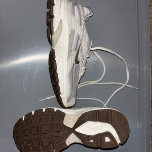Nike White and Brown Athletic Shoes